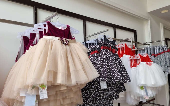 D-Zine Fashion Designing